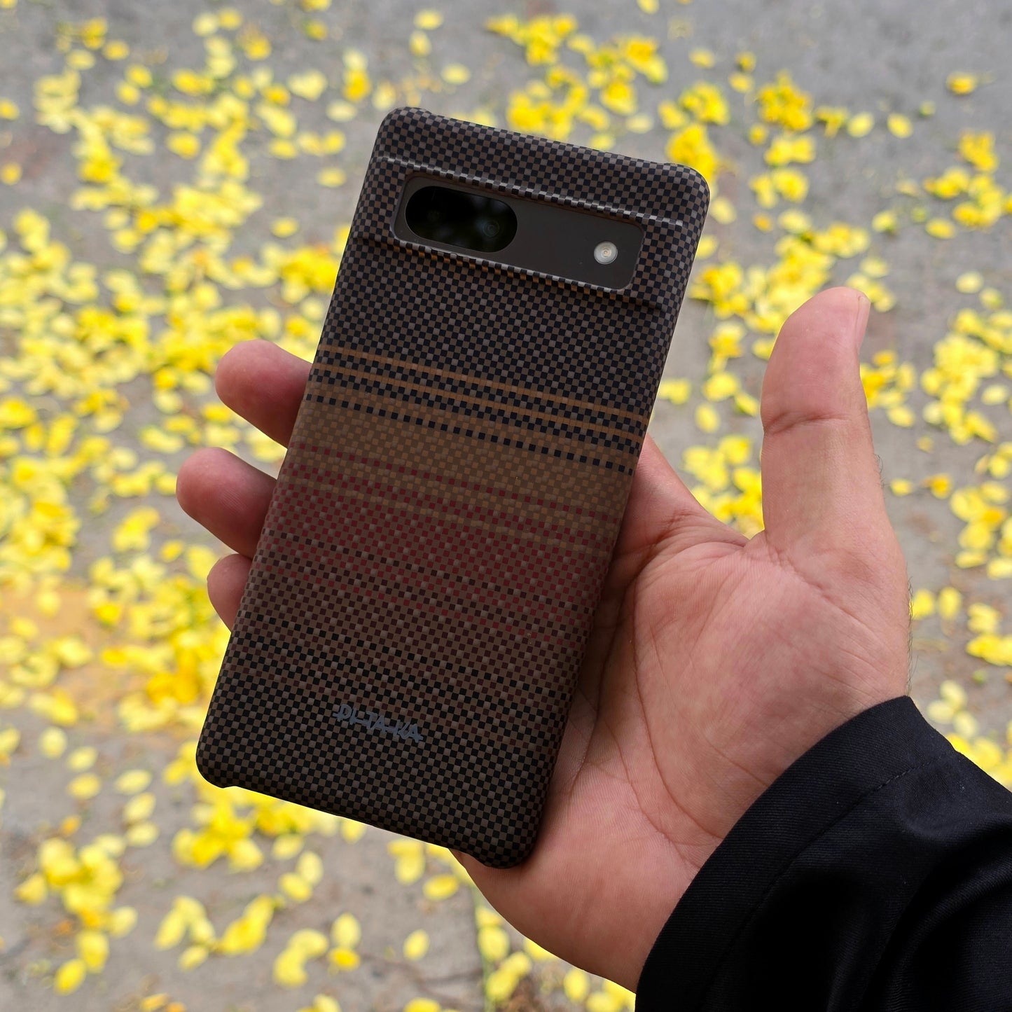 Pitaka Carbon Fiber Case – Premium Slim & Lightweight Protection