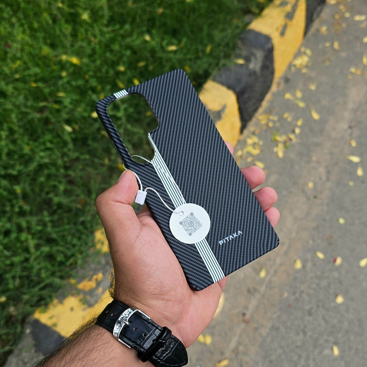 Samsung 25 Ultra Pitaka Style Carbon Fiber Case – Premium Slim & Lightweight Protection (No MagSafe)